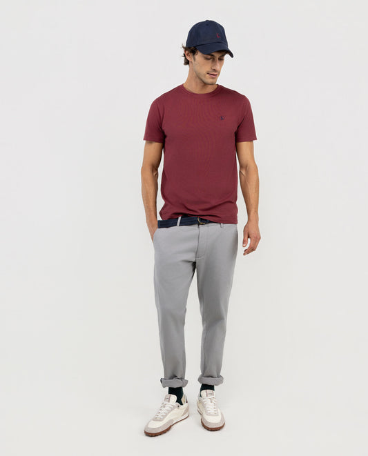 Camiseta Básica Burdeos